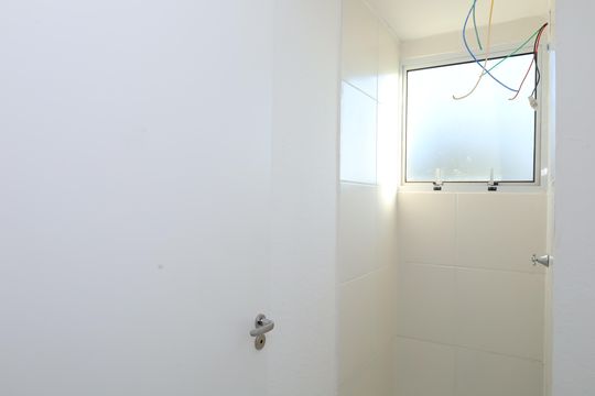 Banheiro de apartamento para alugar com 2 quartos, 41m² em Jardim Helian, São Paulo