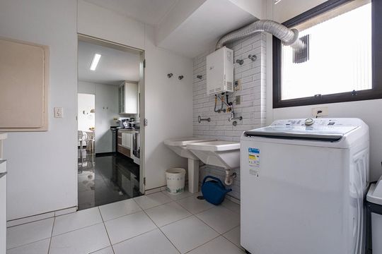 Área de Serviço de apartamento para alugar com 4 quartos, 240m² em Paraíso, São Paulo