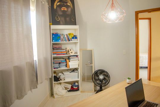 Casa à venda com 3 quartos, 106m² em Conjunto Riviera, Goiânia