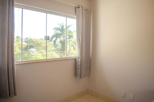 Casa à venda com 3 quartos, 106m² em Conjunto Riviera, Goiânia