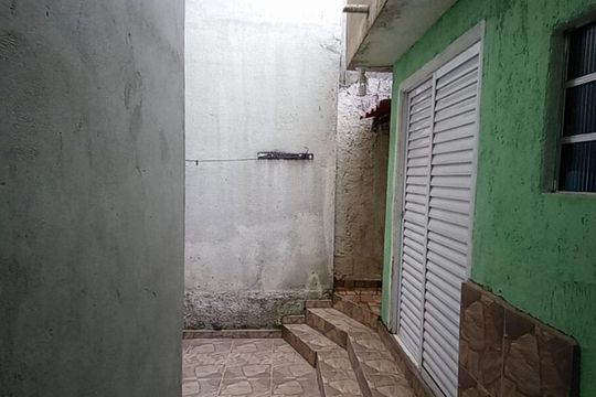 Área externa de casa à venda com 1 quarto, 74m² em Cipava, Osasco