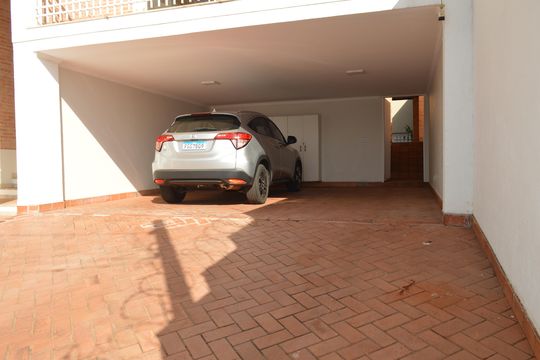 Garagem de casa para alugar com 3 quartos, 490m² em City Ribeirão, Ribeirão Preto