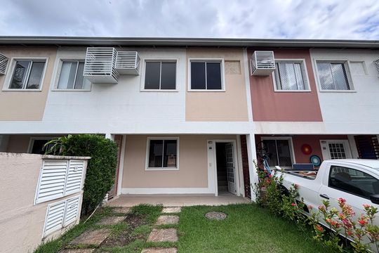 Fachada de casa de condomínio à venda com 3 quartos, 85m² em Vargem Grande, Rio de Janeiro