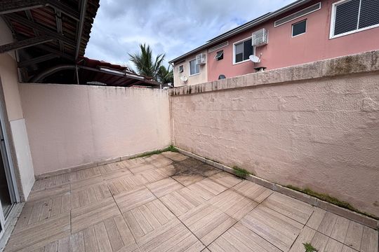 Quintal de casa de condomínio à venda com 3 quartos, 85m² em Vargem Grande, Rio de Janeiro
