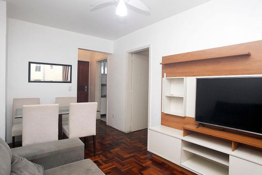 Sala de apartamento para alugar com 2 quartos, 56m² em Centro Histórico, Porto Alegre