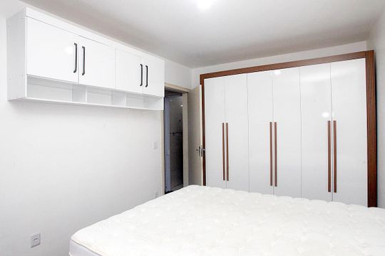Quarto 1 de apartamento para alugar com 2 quartos, 56m² em Centro Histórico, Porto Alegre