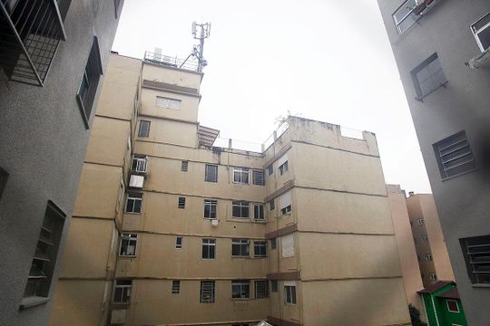 Quarto 1 Vista de apartamento para alugar com 2 quartos, 56m² em Centro Histórico, Porto Alegre
