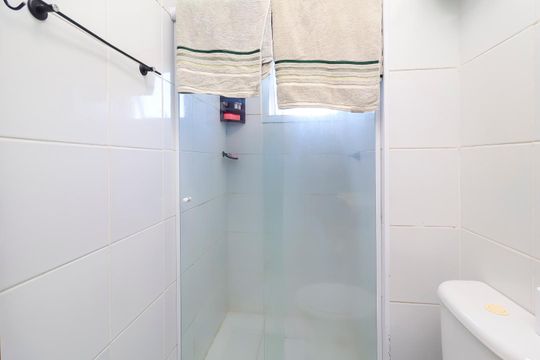 Banheiro de apartamento à venda com 2 quartos, 52m² em Vila Princesa Isabel, São Paulo