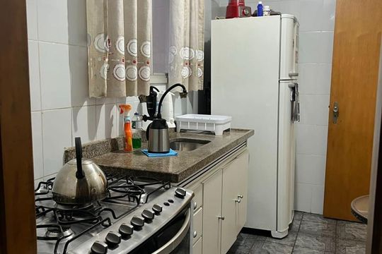 Cozinha de apartamento à venda com 2 quartos, 71m² em Vila Santa Terezinha, Várzea Paulista