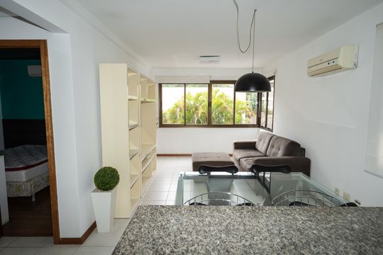 Sala de apartamento para alugar com 3 quartos, 89m² em Petrópolis, Porto Alegre