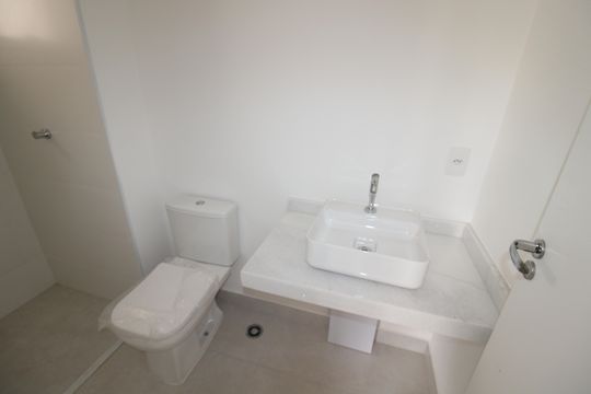 Banheiro de apartamento para alugar com 1 quarto, 45m² em Santana, São Paulo