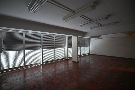 Garagem de casa para alugar com 5 quartos, 800m² em Cidade Jardim, São Paulo
