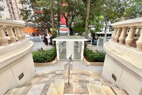 Hall de entrada de apartamento à venda com 2 quartos, 80m² em Vila Clementino, São Paulo
