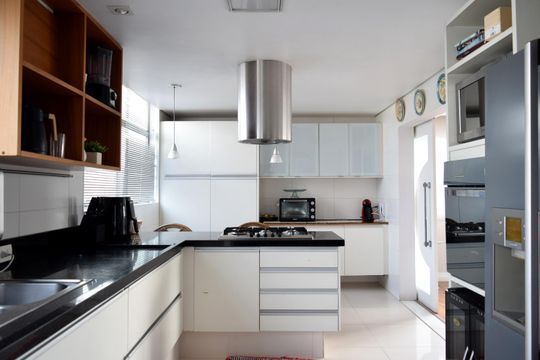 Cozinha de apartamento para alugar com 3 quartos, 185m² em Jardim Paulista, São Paulo