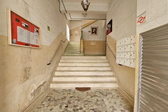 Hall de entrada de apartamento à venda com 2 quartos, 100m² em Liberdade, São Paulo