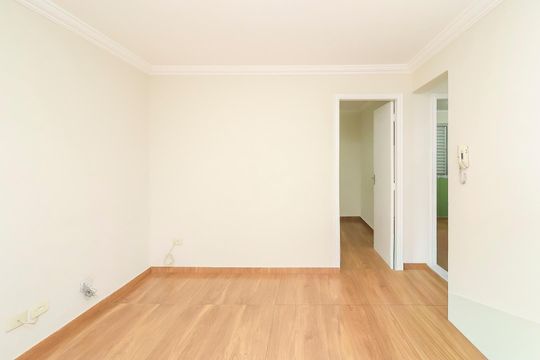 Sala de apartamento à venda com 2 quartos, 45m² em Jardim Redil, São Paulo