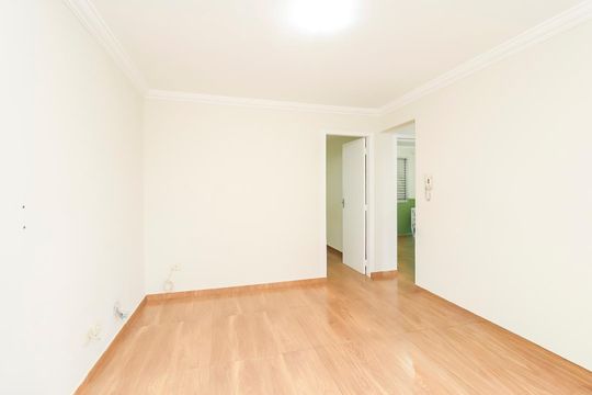 Apartamento à venda com 2 quartos, 45m² em Jardim Redil, São Paulo