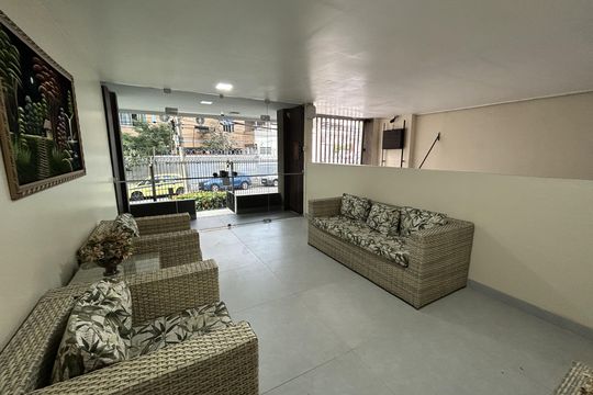 Hall de entrada de apartamento à venda com 3 quartos, 86m² em Méier, Rio de Janeiro