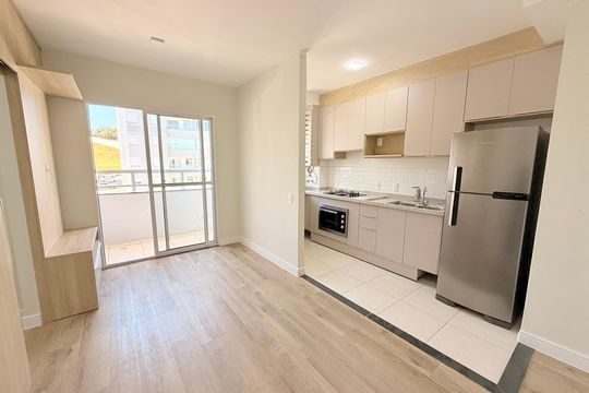 Apartamento para alugar com 3 quartos, 54m² em Vila Rio Branco, Jundiaí