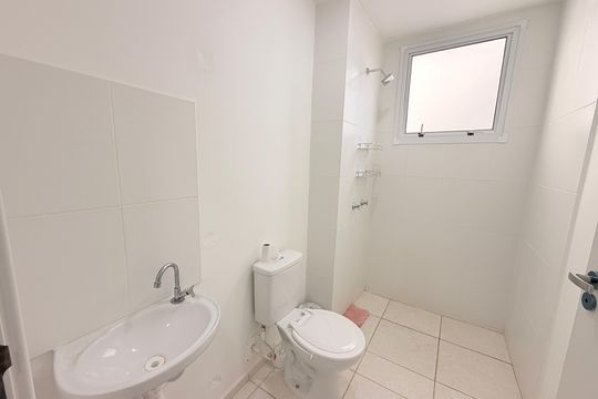 Banheiro Social de apartamento para alugar com 3 quartos, 54m² em Vila Rio Branco, Jundiaí