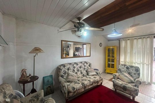 Sala 1 de casa para alugar com 3 quartos, 200m² em Marechal Rondon, Canoas