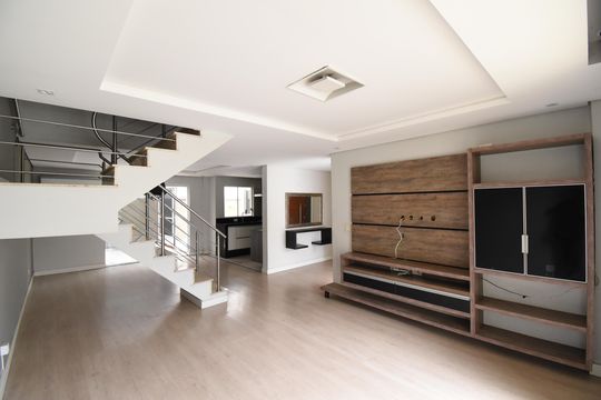 Casa de Condomínio para alugar com 2 quartos, 123m² em Cachoeira, Curitiba