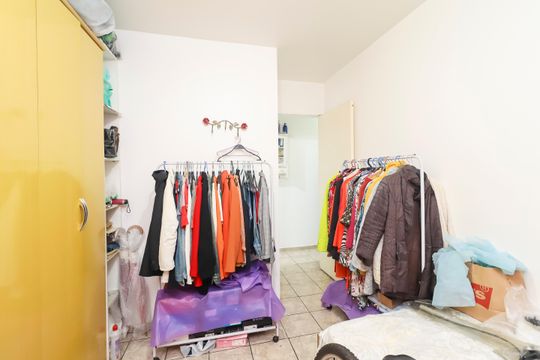 Quarto 2 de apartamento para alugar com 2 quartos, 59m² em Vila Regina, São Paulo