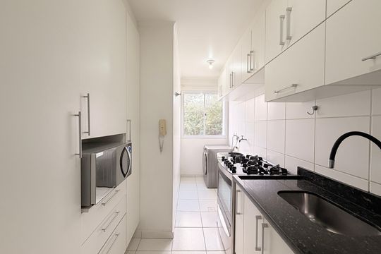 Cozinha de apartamento à venda com 2 quartos, 54m² em Caxambu, Jundiaí