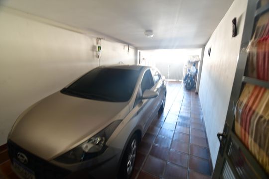 Garagem de casa para alugar com 4 quartos, 280m² em Vila Industrial (campinas), Campinas