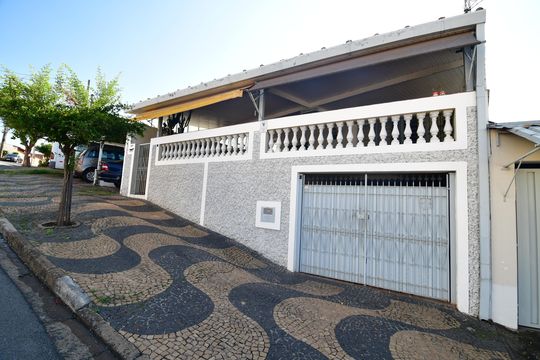 Fachada de casa para alugar com 4 quartos, 280m² em Vila Industrial (campinas), Campinas