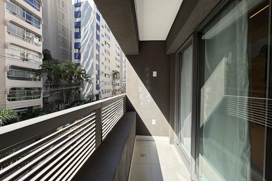 Varanda de kitnet/studio para alugar com 1 quarto, 21m² em Itaim Bibi, São Paulo