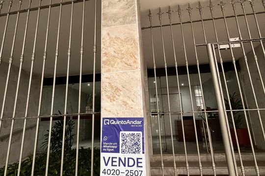 Placa de apartamento à venda com 3 quartos, 248m² em Leblon, Rio de Janeiro