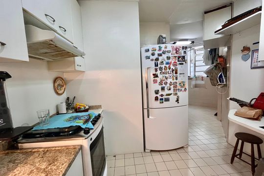 Cozinha de apartamento à venda com 3 quartos, 248m² em Leblon, Rio de Janeiro