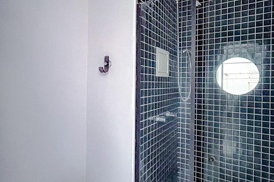 Banheiro de apartamento à venda com 1 quarto, 50m² em Vila Gomes Cardim, São Paulo