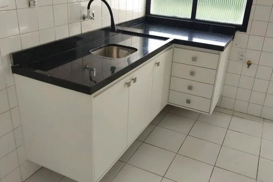 Cozinha de apartamento para alugar com 4 quartos, 110m² em Brotas, Salvador