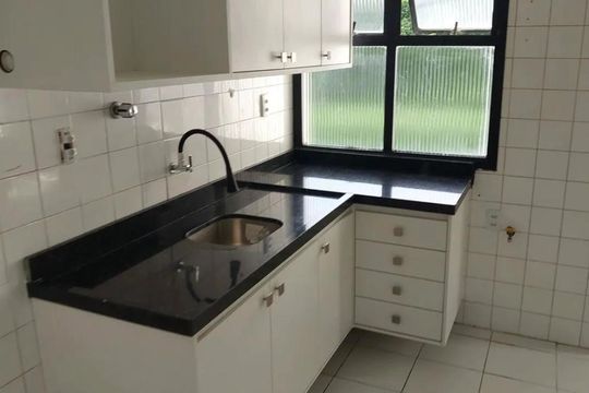 Cozinha de apartamento para alugar com 4 quartos, 110m² em Brotas, Salvador