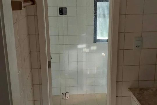 Banheiro de apartamento para alugar com 4 quartos, 110m² em Brotas, Salvador