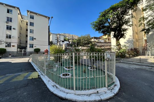 Área comum de apartamento para alugar com 2 quartos, 55m² em Praça Seca, Rio de Janeiro
