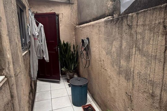 Área externa de casa à venda com 3 quartos, 132m² em Penha de França, São Paulo