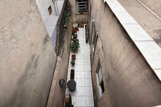 Área externa de casa à venda com 3 quartos, 132m² em Penha de França, São Paulo