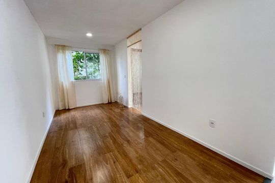 Sala de apartamento à venda com 2 quartos, 41m² em Jardim Arpoador, São Paulo