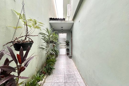 Área externa de casa à venda com 3 quartos, 135m² em Parque Jabaquara, São Paulo