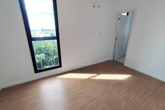 Quarto 1 de apartamento para alugar com 2 quartos, 57m² em Serraria, São José