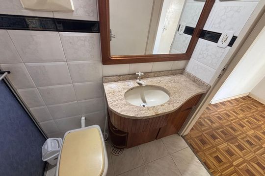 Banheiro de apartamento à venda com 2 quartos, 63m² em Centro, Novo Hamburgo