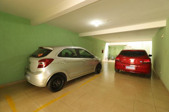 Garagem de apartamento à venda com 2 quartos, 100m² em Parque Oratório, Santo André
