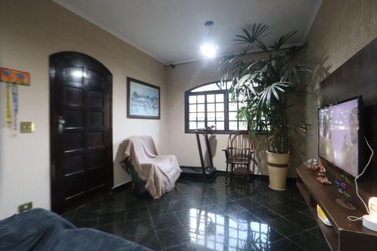 Sala de casa à venda com 3 quartos, 125m² em Jardim Iva, São Paulo