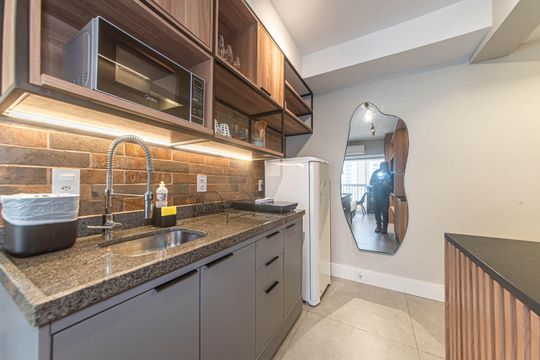Cozinha de kitnet/studio à venda com 1 quarto, 25m² em Brooklin, São Paulo