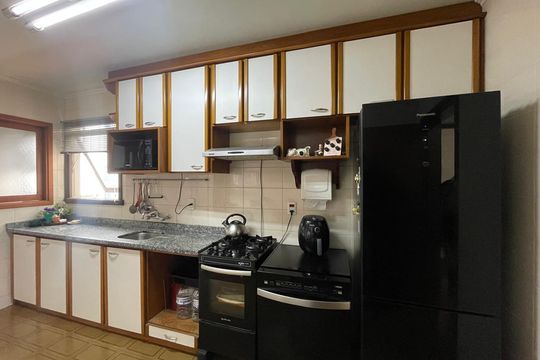 Cozinha de apartamento à venda com 3 quartos, 137m² em Boa Vista, Novo Hamburgo