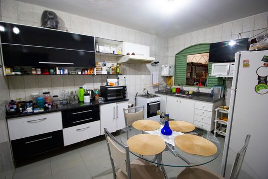 Casa de Condomínio para alugar com 3 quartos, 312m² em Águas Claras, Brasília