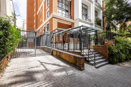Fachada de apartamento para alugar com 1 quarto, 75m² em Cerqueira César, São Paulo